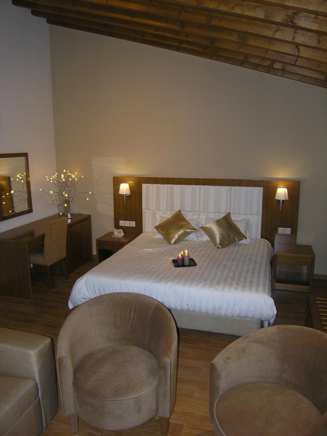Livadia Hotel Kyperounta Exterior photo
